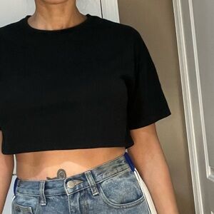 Forever 21 Classic Black Crop Top